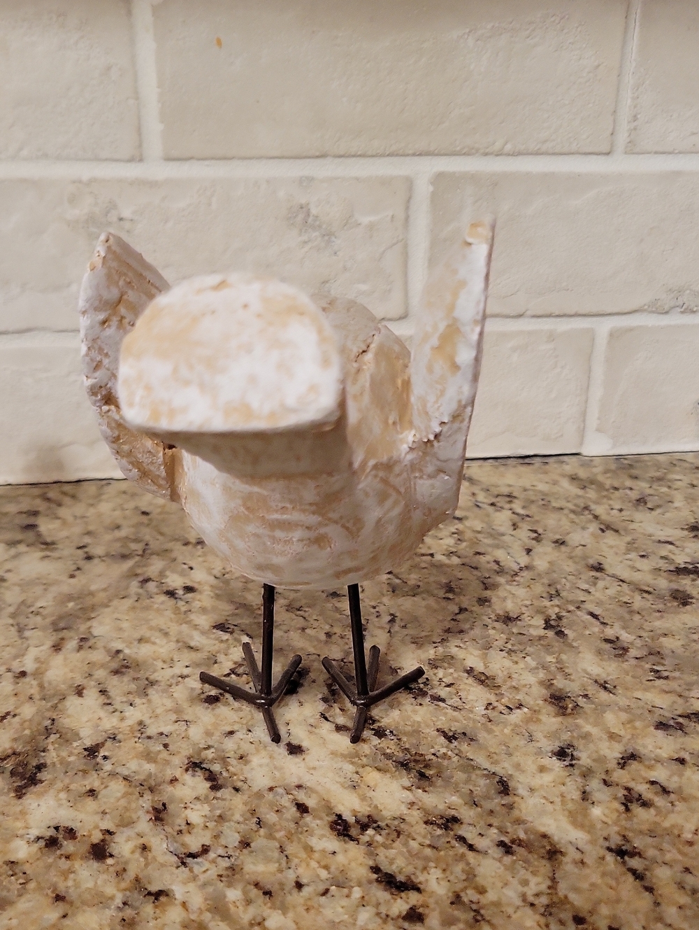 Rustic Distressed White Carved Faux Wood Bird Figurines With Wire Legs Set Of 2! - Picture 5 of 8